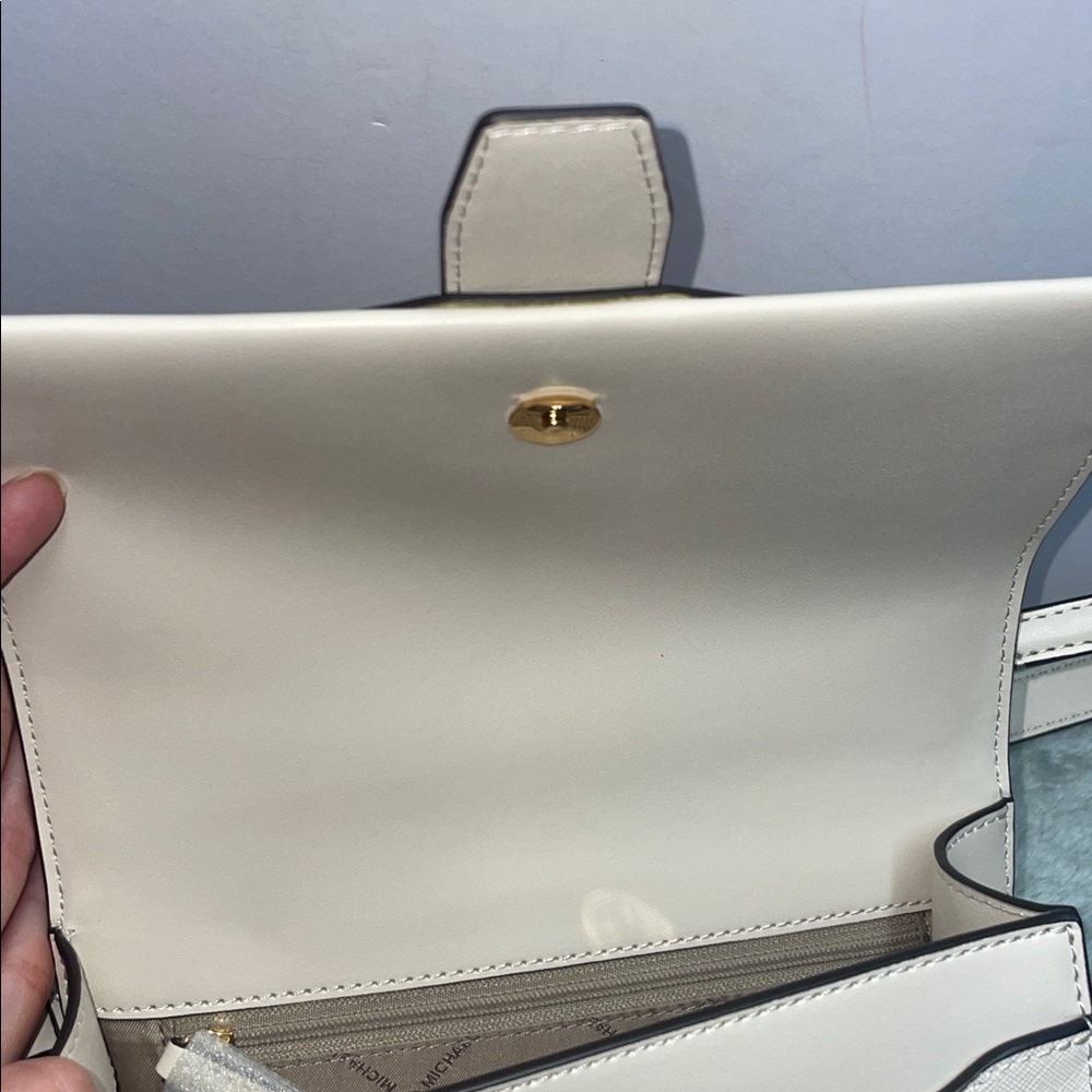 NWT Michael Kors ‘Greenwich’ Small Flap Crossbody - Picture 9 of 13